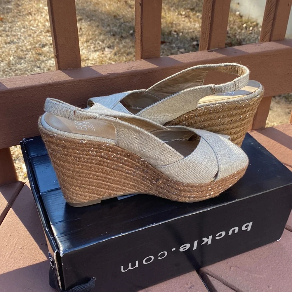Wedges - Picture 6 of 6